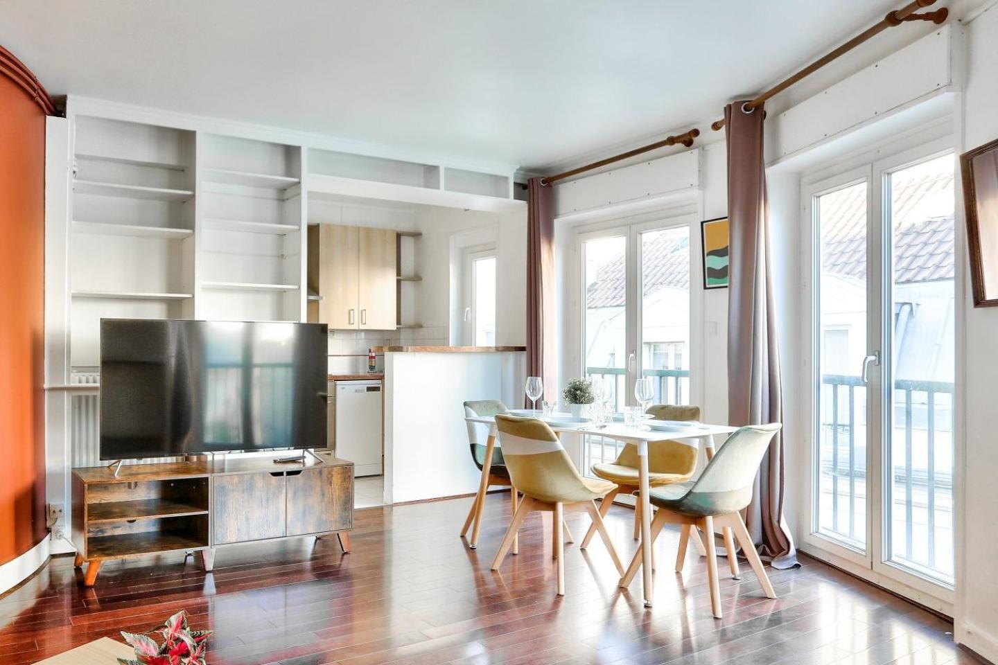 Appartement Quartier Saint Michel Free Netflix Parigi Esterno foto